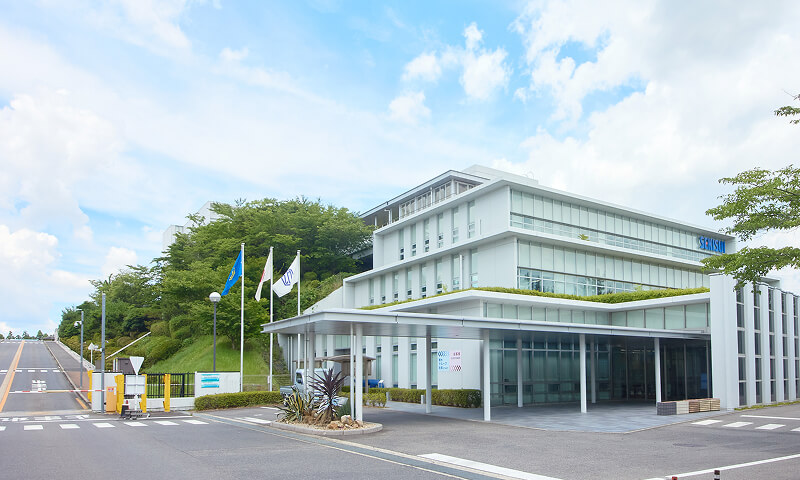 滋賀工場外観